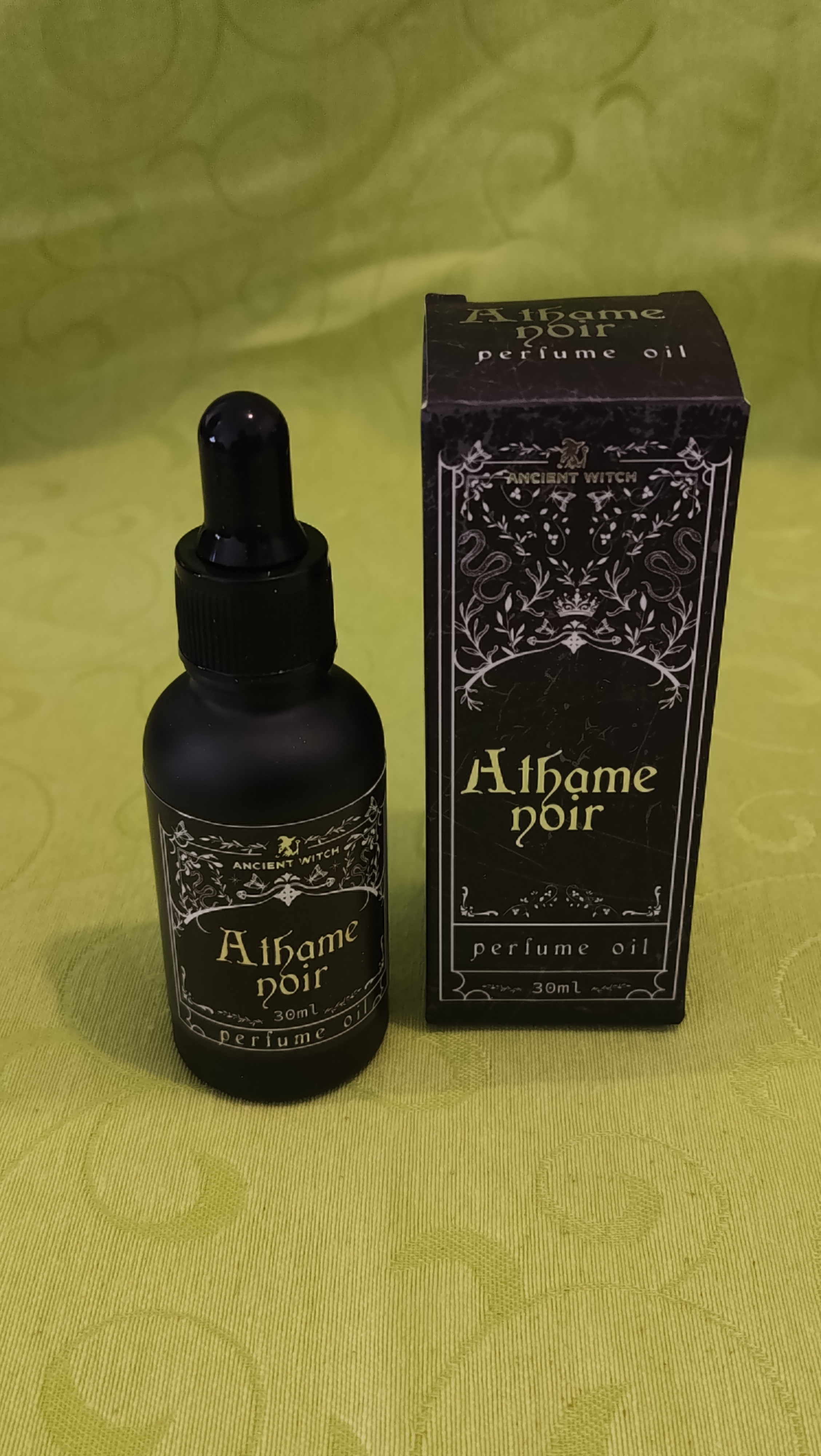 (imagem de) Óleo de Perfume Athame Noir - Ancient Witch